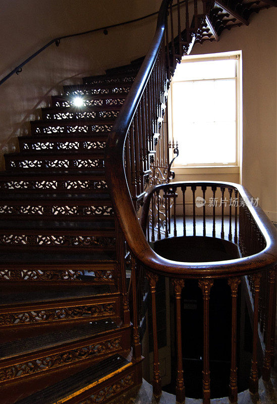 法院楼梯