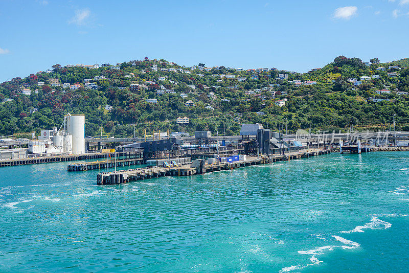 惠灵顿湾和海港，惠灵顿渡轮码头在Pipitea，新西兰惠灵顿。