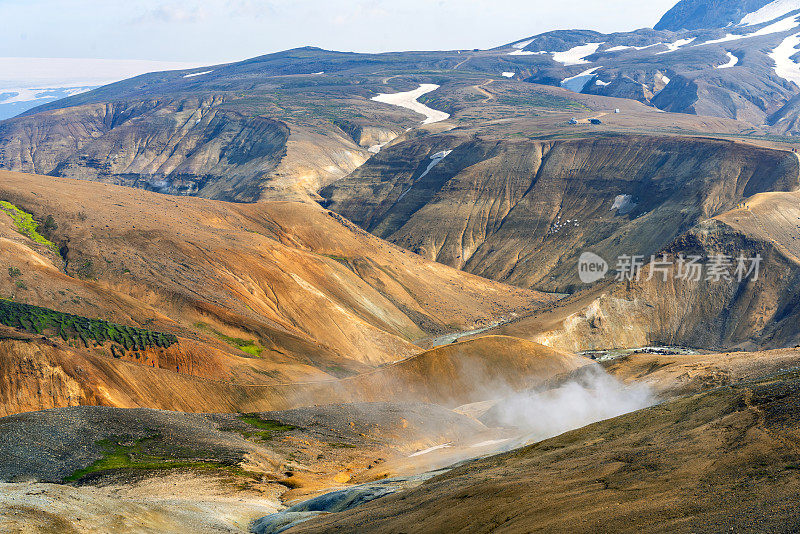 冰岛Kerlingarfjoll山脉的Hveradalir地热区。