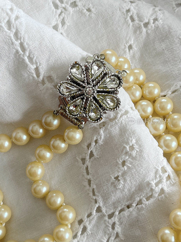 祖母的复古珍珠