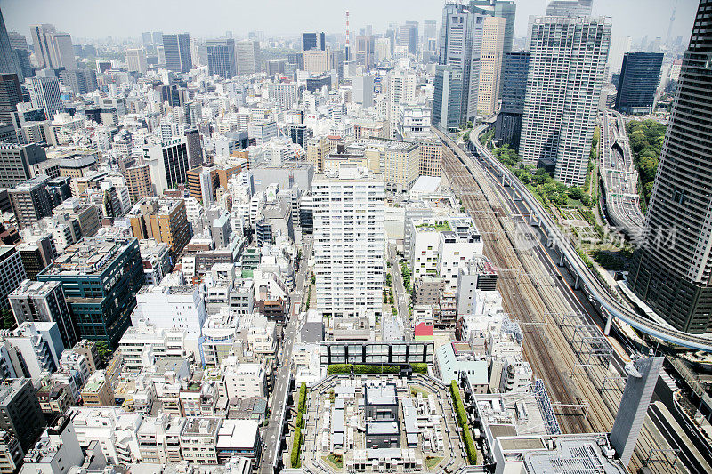 东京市内，白天的城市景观，高层景观，东京