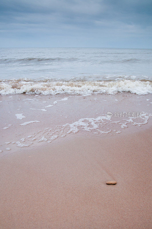 沙滩和海浪