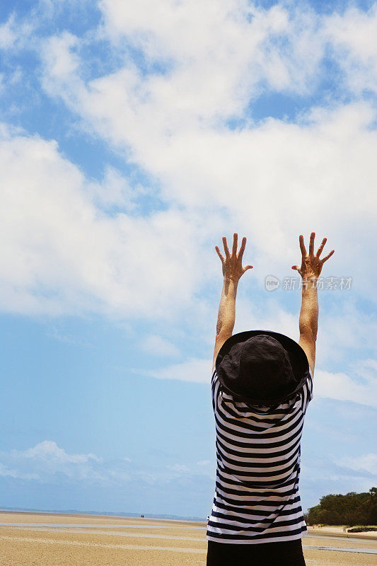 飞向天空