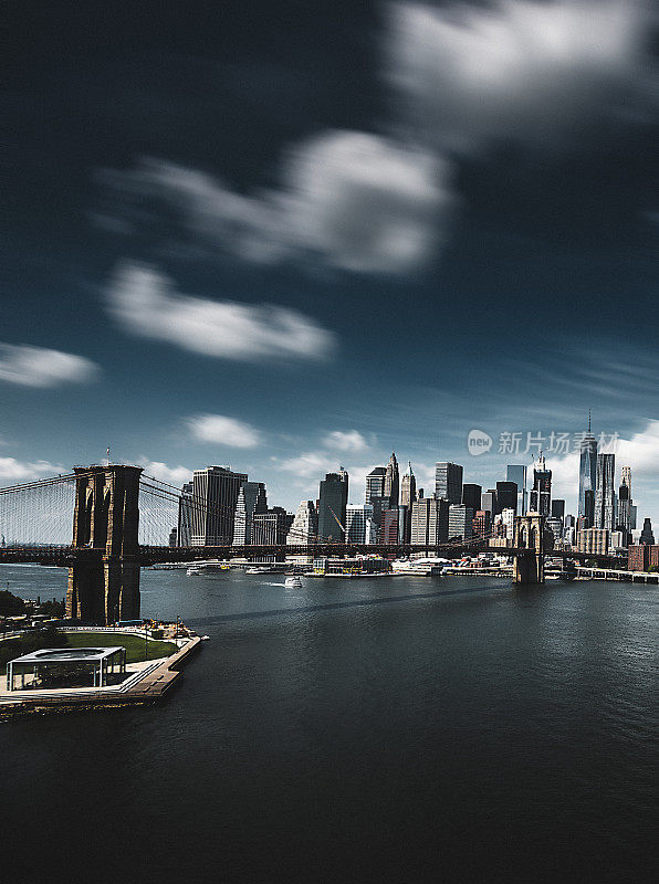 从空中俯瞰曼哈顿天际线