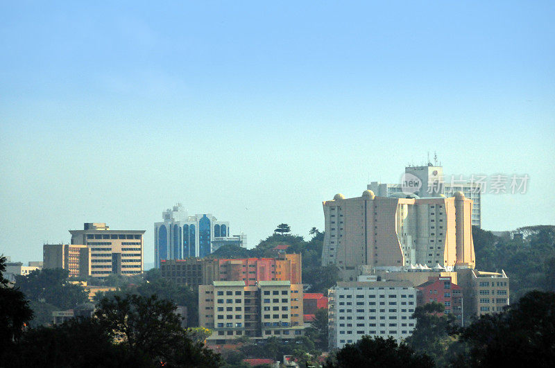 坎帕拉城的景色，乌干达首都的轮廓线