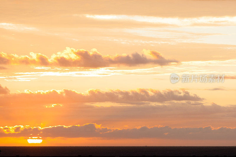 阴霾的天空