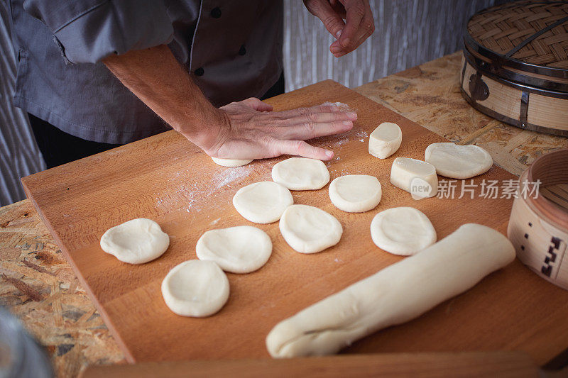 中国饺子的制作工艺