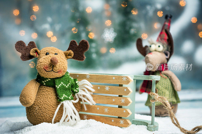驯鹿雪橇作为圣诞礼物和节日背景