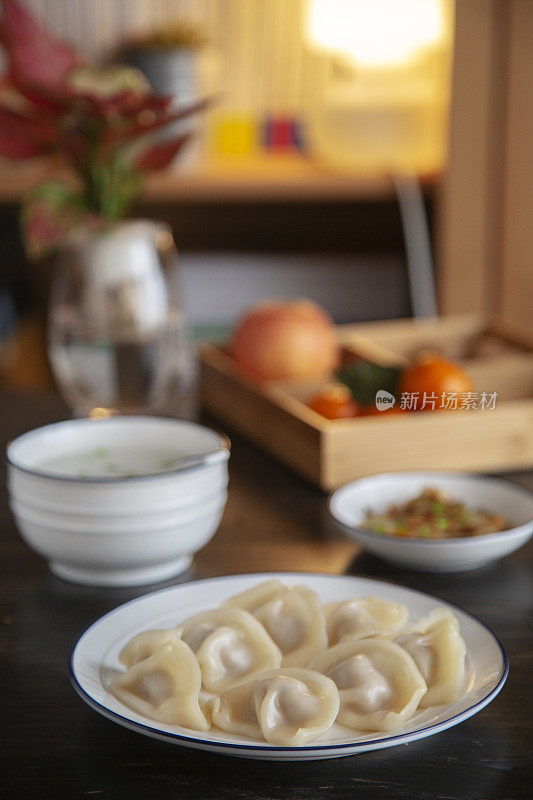 中式早餐:蒸饺子