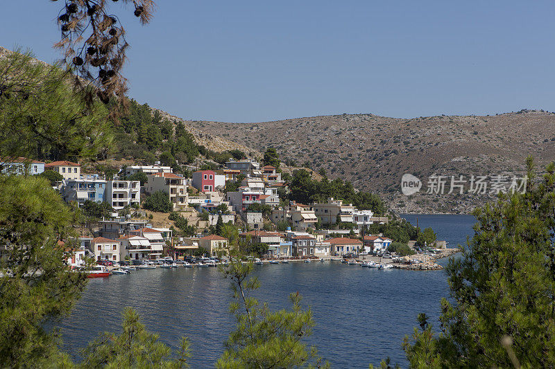 拉格卡达村海岸在希奥斯岛在爱琴海希腊