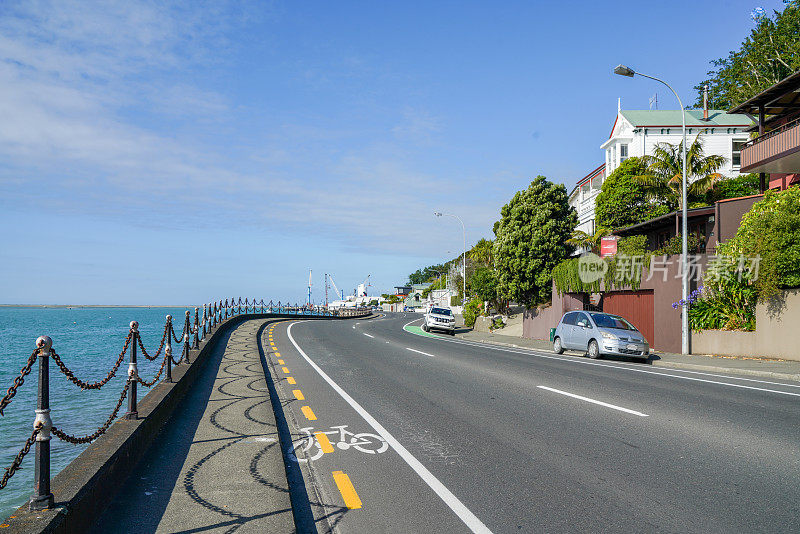 国家公路6号，韦克菲尔德码头街景在斯特普尼维尔，纳尔逊，新西兰。