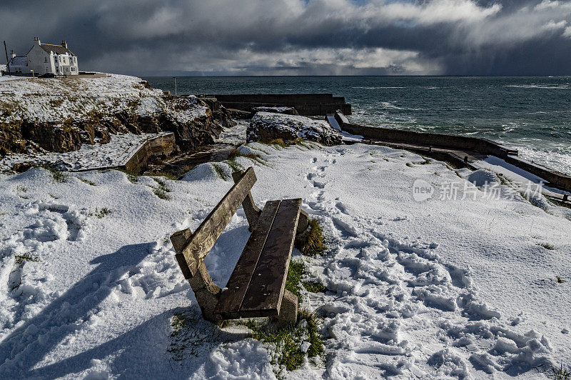 洛克。外赫布里底群岛刘易斯岛北端。苏格兰。史上最严重的暴风雪。
