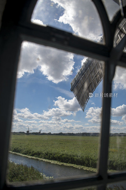 传统的荷兰风车