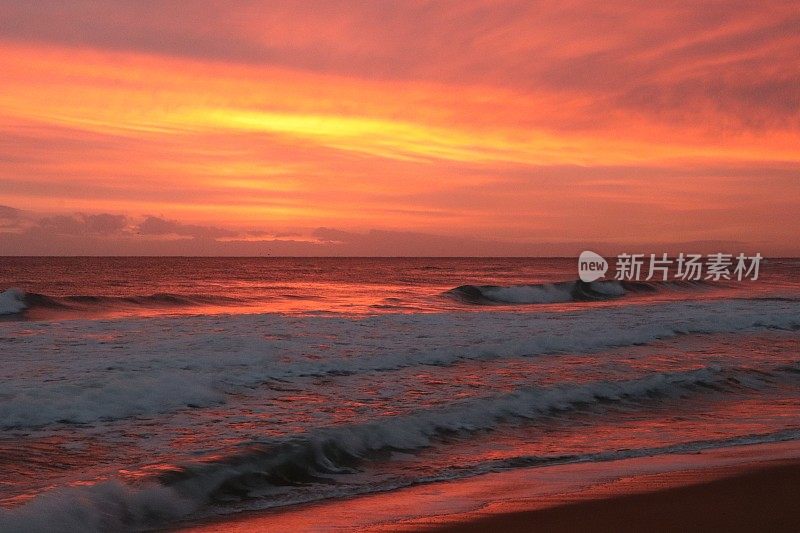 海上日出