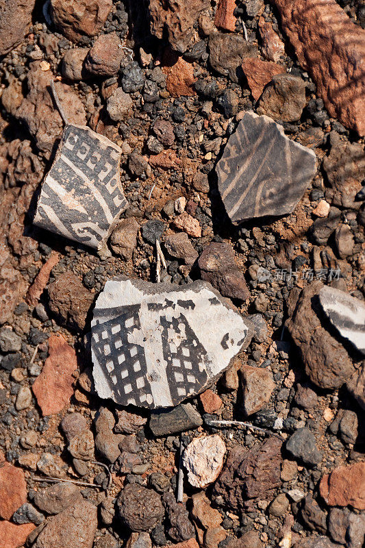 古代陶器碎片