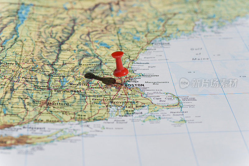 波士顿在地图上用红色图钉标出
