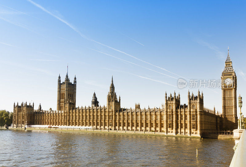 英国伦敦的国会大厦和大本钟