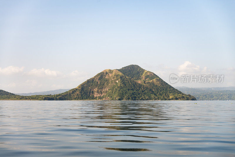 菲律宾塔阿尔火山岛