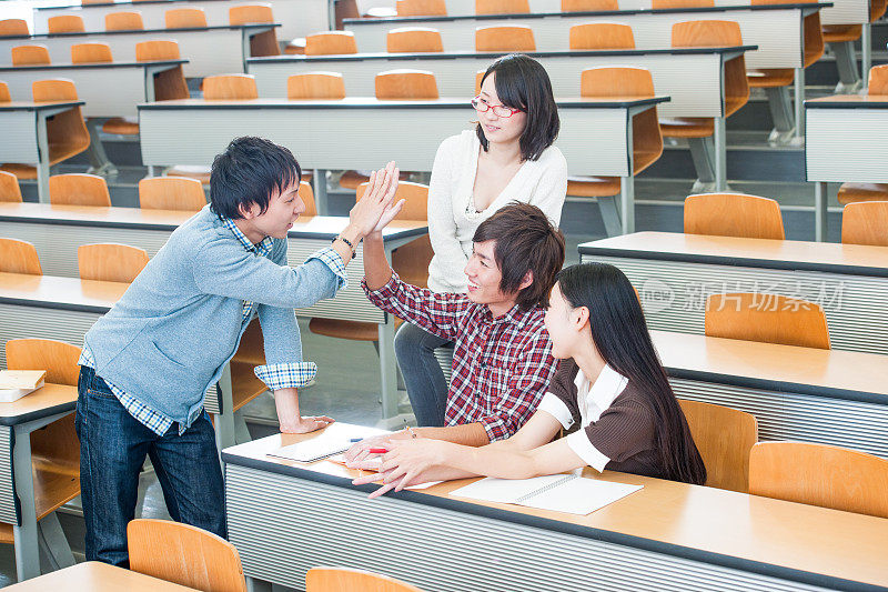 日本学生