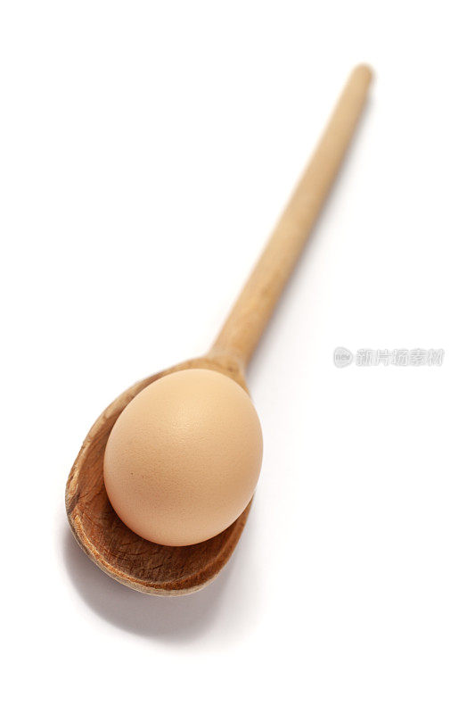木勺上的鸡蛋