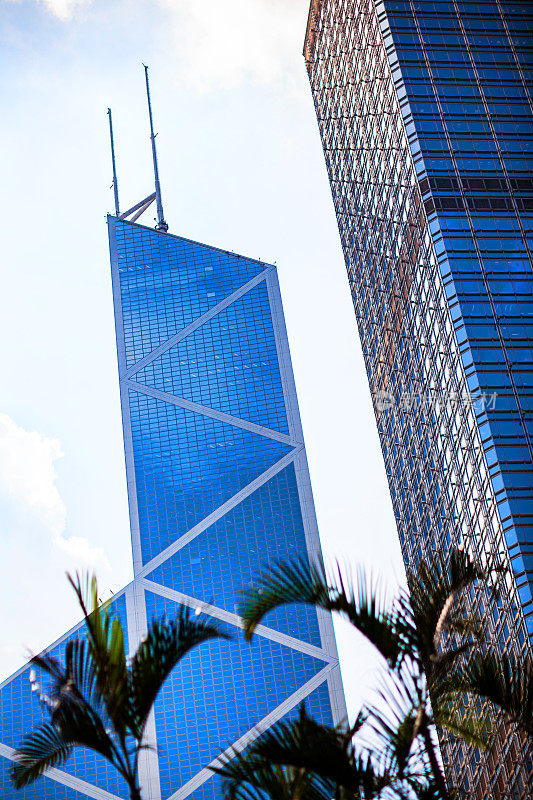 中银大厦，香港白天的街景