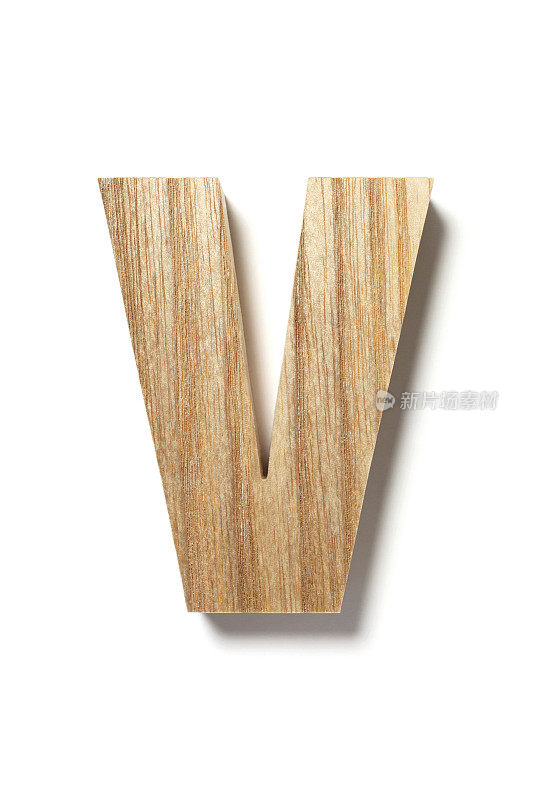 白色背景上的木制字母V