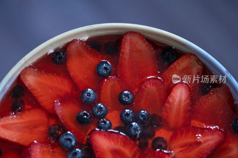 蓝莓草莓挞