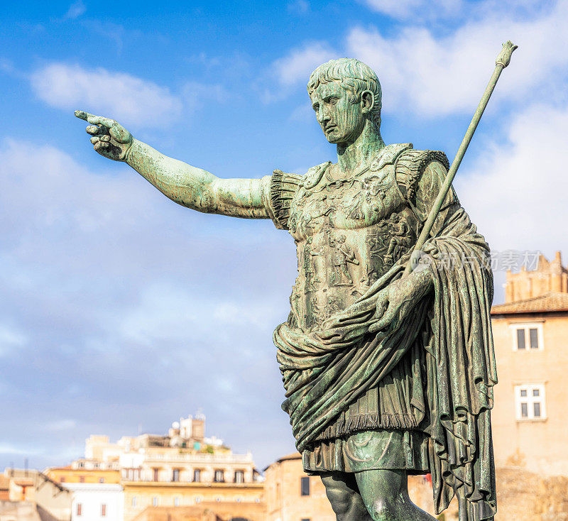 凯撒奥古斯都-罗马皇帝雕像在罗马