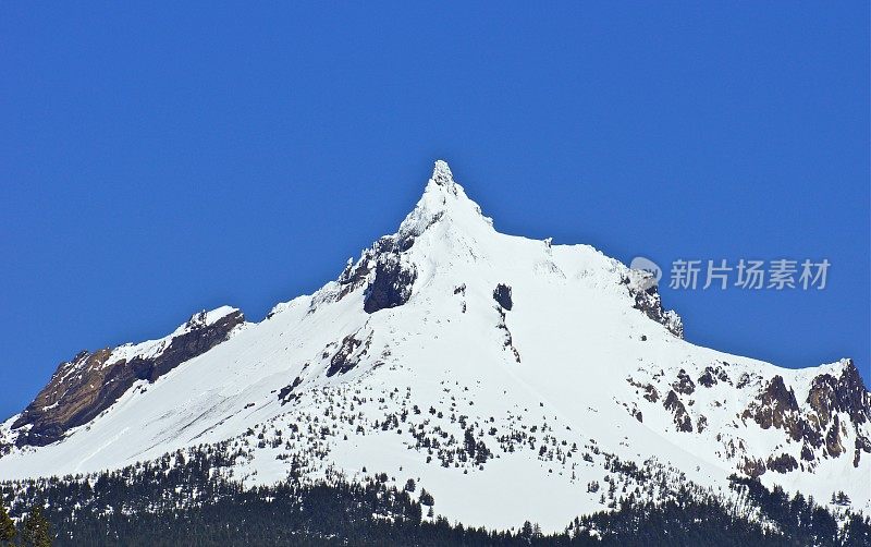 蒂尔森山蓝冰