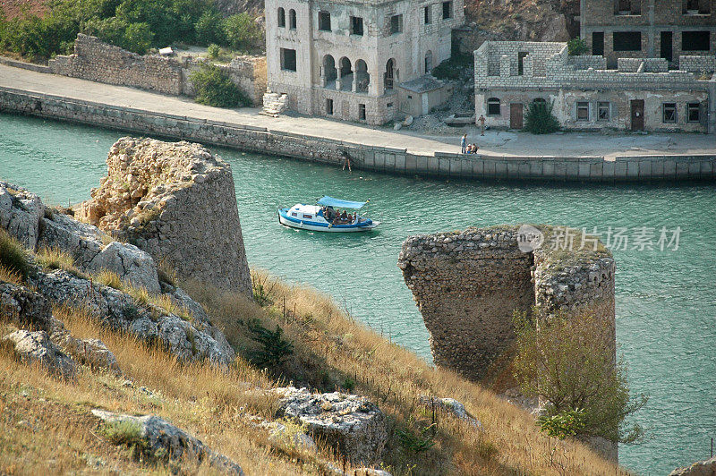 离开巴拉克拉瓦harbor-Crimea