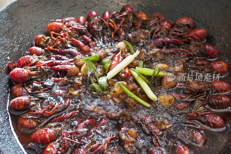 中国的午餐是红甲虫