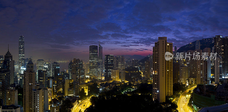 航拍香港黎明时全景图