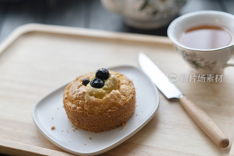 自制纸杯蛋糕和下午茶