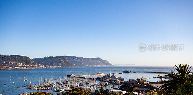 开普敦附近的西蒙斯敦海军基地全景