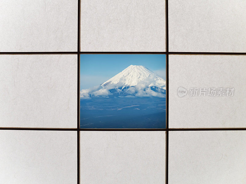 从日本窗户看富士山