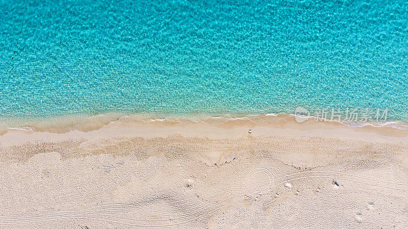 巴哈马群岛天堂岛的沙滩海岸线鸟瞰图