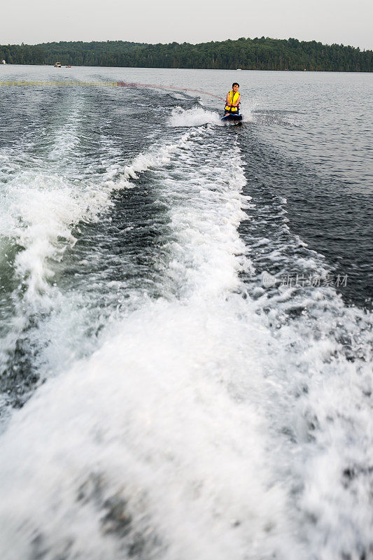 Kneeboarding