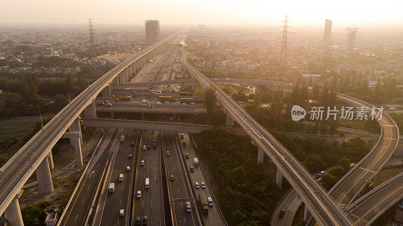 空中收费公路