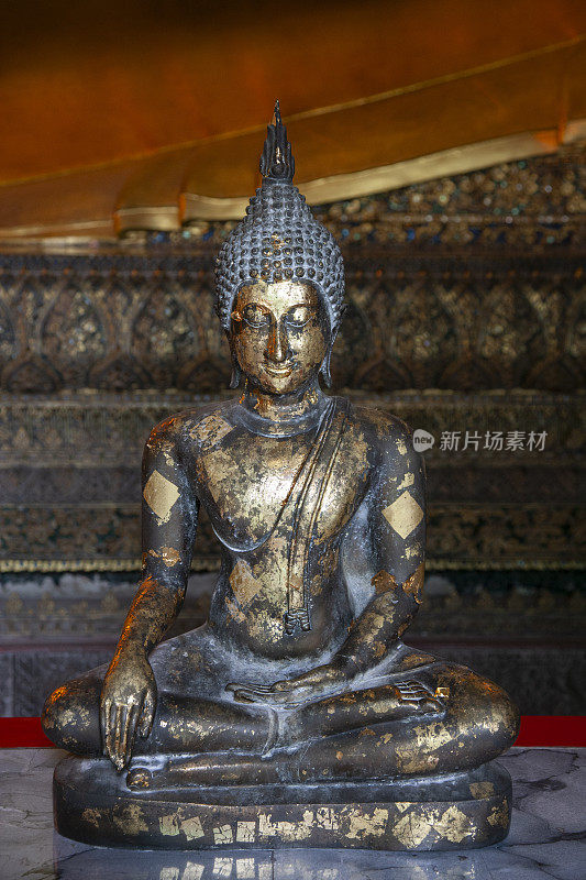 一尊佛像，泰国曼谷