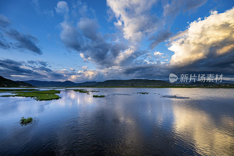 香格里拉附近的纳帕海