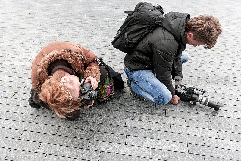 两位摄影师在欧洲伦敦