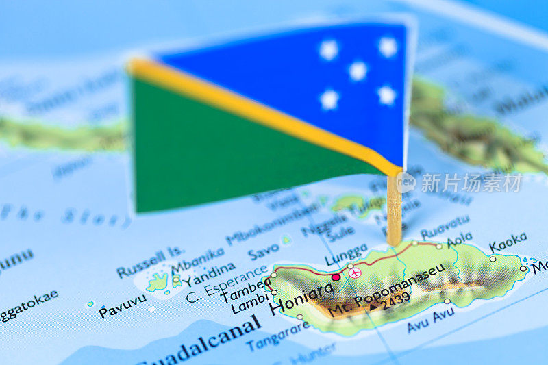 所罗门群岛瓜达尔卡纳尔岛的地图和旗帜