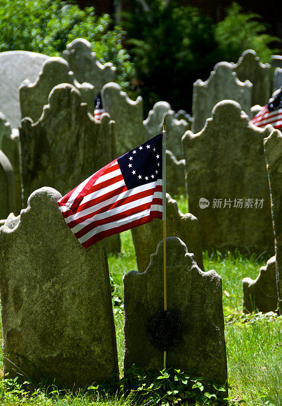 贝琪·罗斯美国国旗，革命战争公墓墓碑