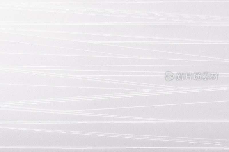 条纹软白色抽象纹理背景带梯度倾斜条纹。