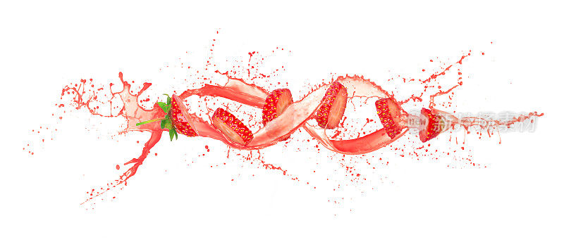 熟透的草莓切片加果汁波浪