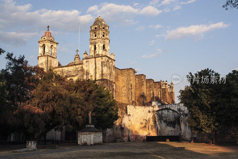 Tepoztlan教堂