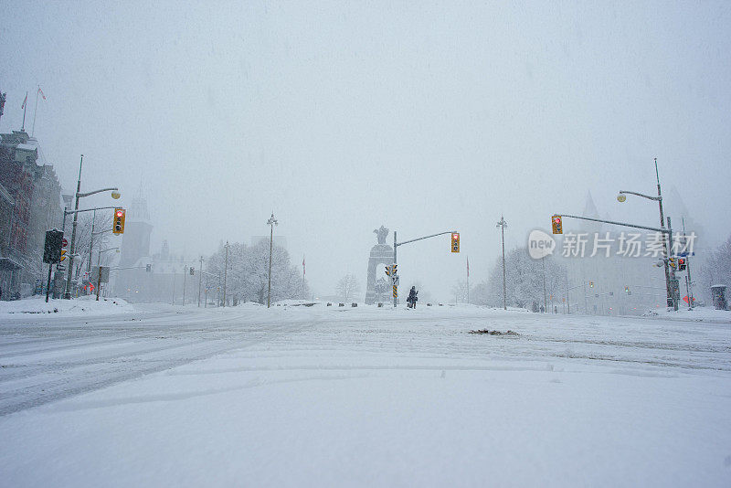 雪下的城市，渥太华