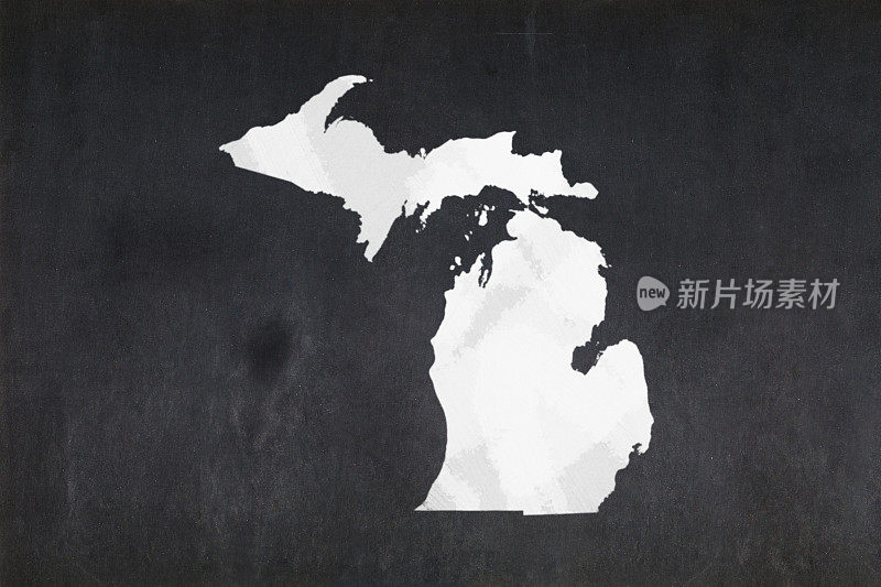 在黑板上画的密歇根州地图