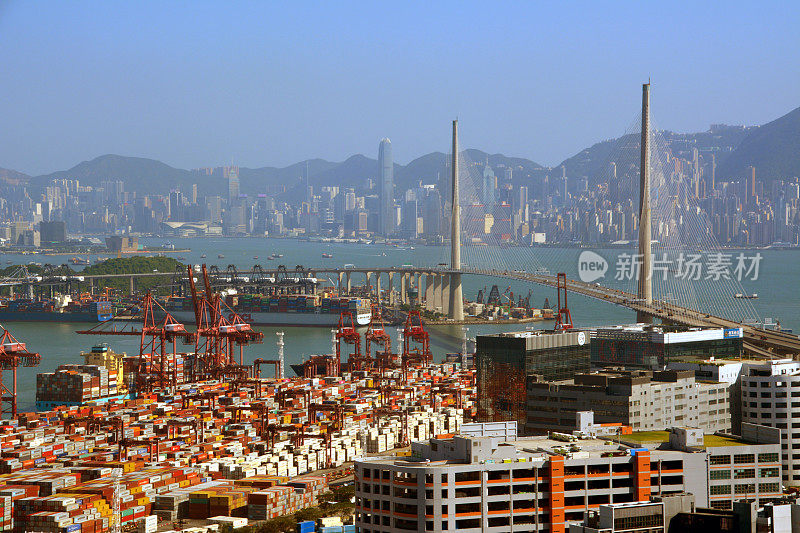 香港港口及昂船洲大桥全景