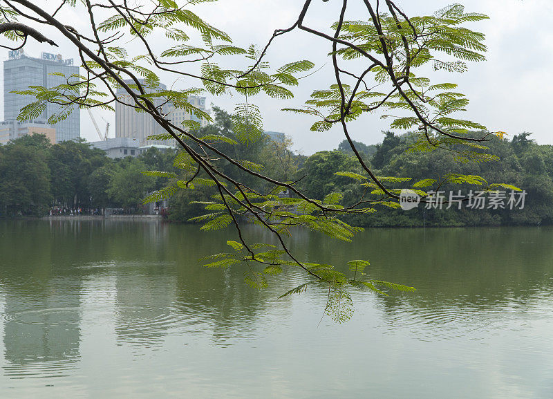 还剑湖或剑湖，河内的首都